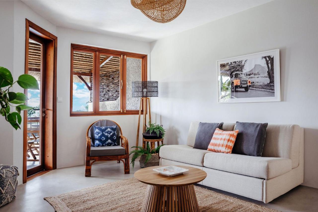 Boutik Le Morne Holiday Apartments Bagian luar foto