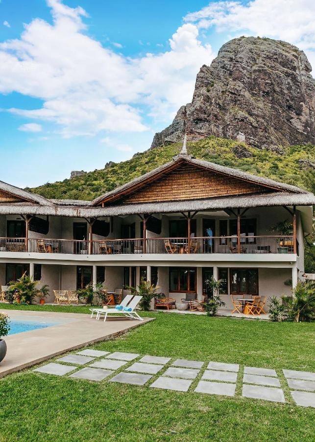 Boutik Le Morne Holiday Apartments Bagian luar foto